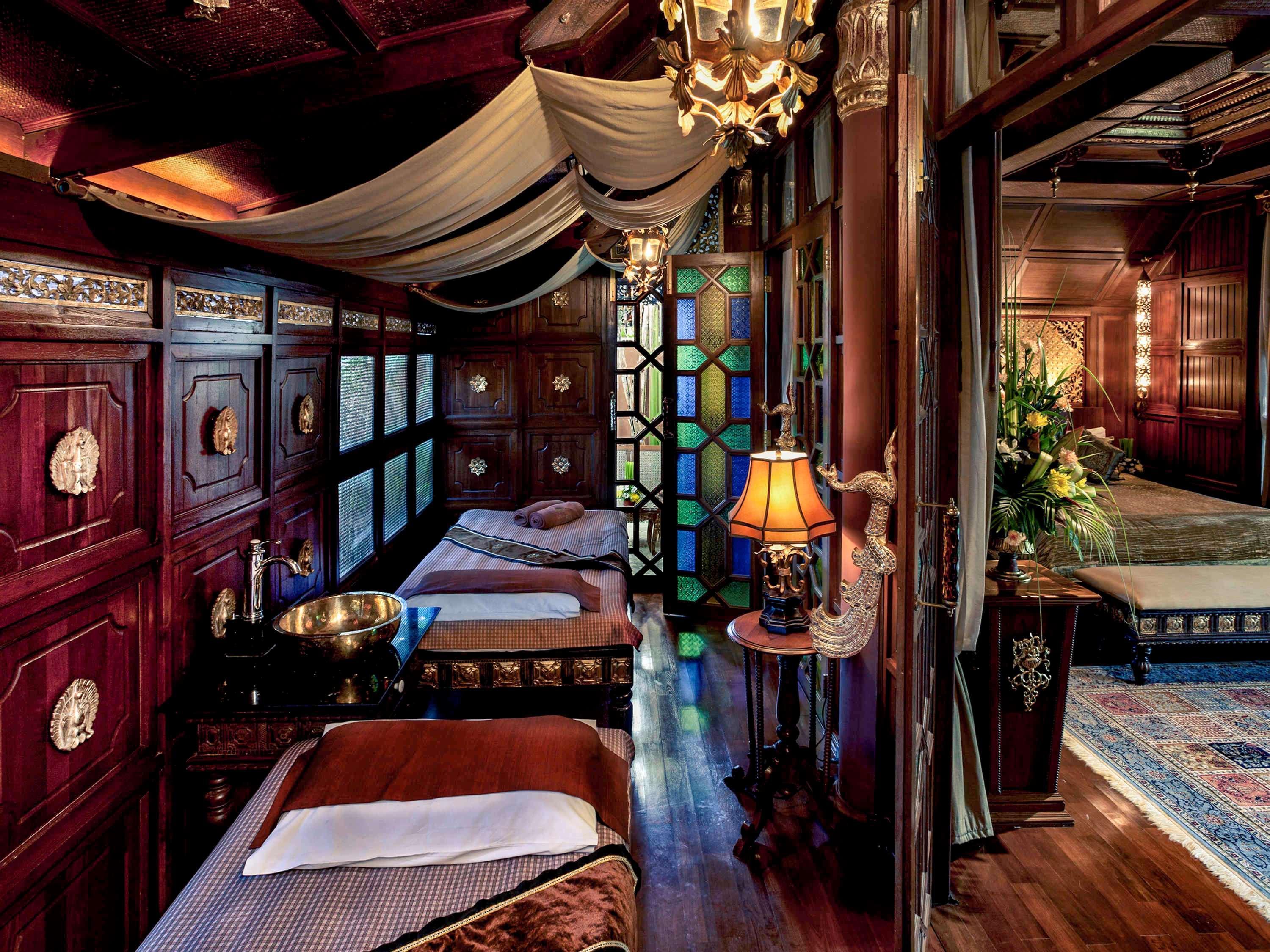 Mercure Hill 4* Mandalay