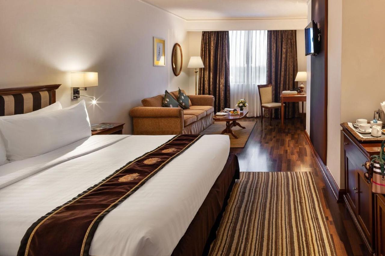 Mercure Hill Hotel Mandalay