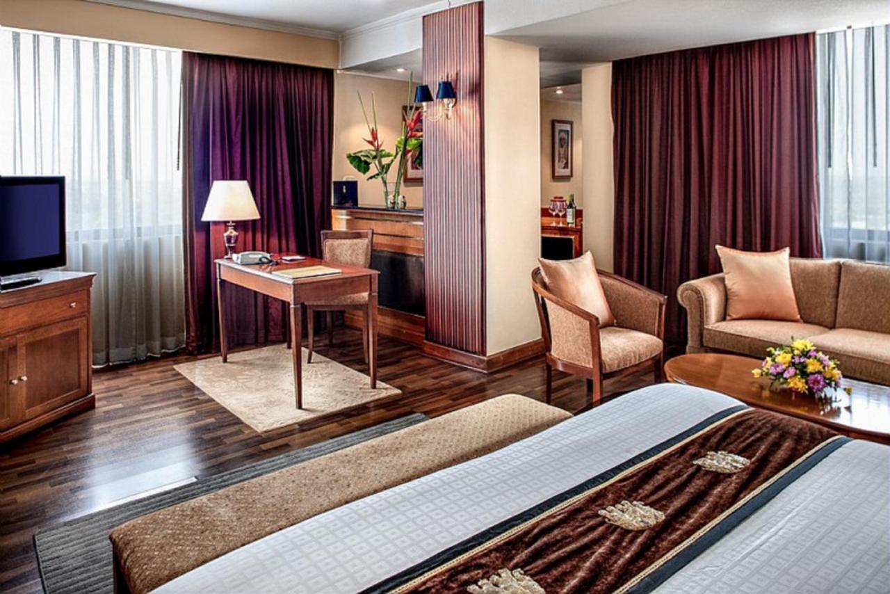 Mercure Hill Hotel Mandalay