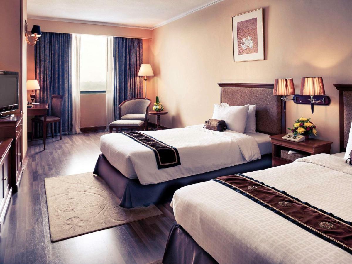 Mercure Hill 4*